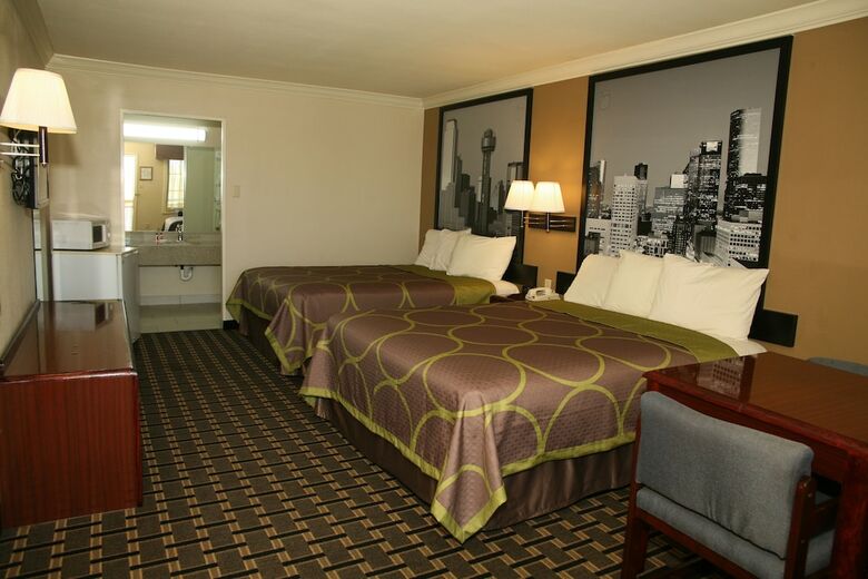 Motel Super 8 By Wyndham Tyler Tx