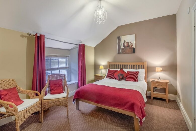 Hotel Ambleside Central - Guest House