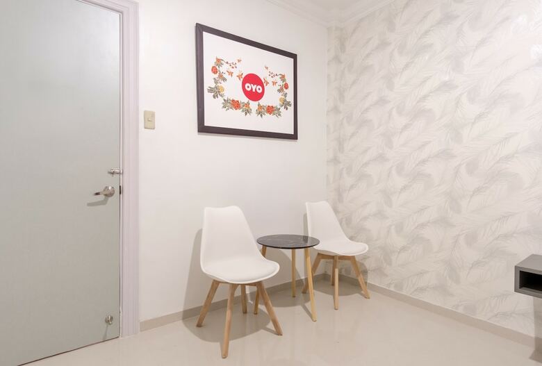 Oyo 487 Gajah Mada Hotel