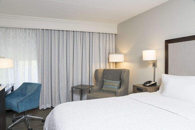 Hotel Hampton Inn By Hilton Milwaukee Northwest