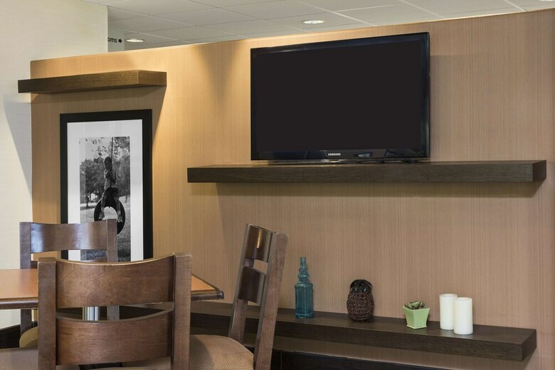 Hotel Hampton Inn By Hilton Milwaukee Northwest