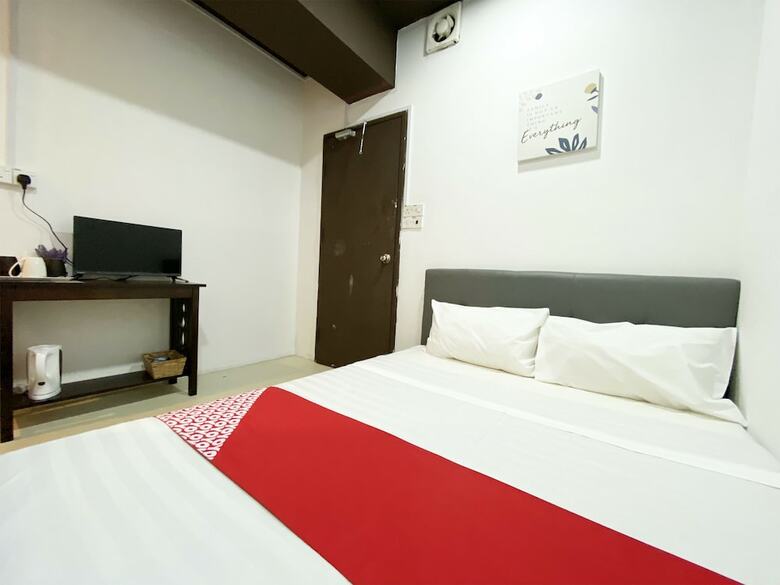 Hotel Oyo 89398 Doorbellz