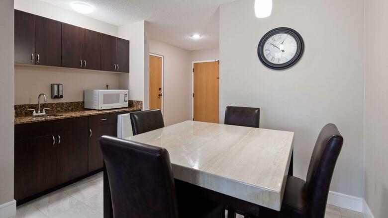 Hotel Best Western Plus Ambassador Suites Venice