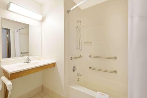 Hotel Days Inn Brunswick