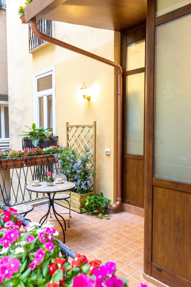Hotel Kings Home In Rome
