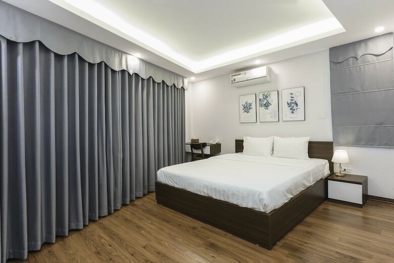 Veris Hotel