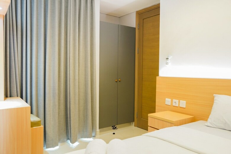 Comfy 2 Br Apartment At Taman Anggrek Residence