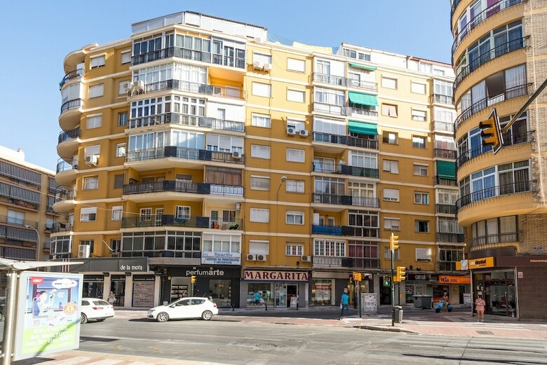 Malagasuite City Center Arango Apartment