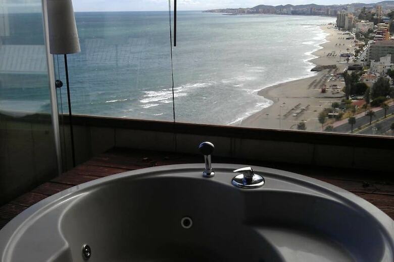 Malagasuite Benalmadena Impressive Views Apartment