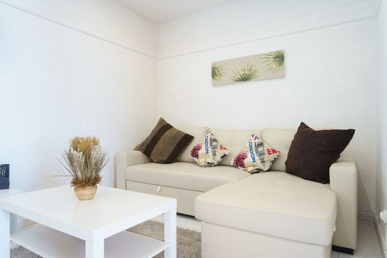 Malagasuite Fuengirola Beach Apartment