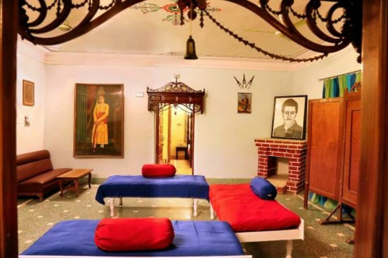 Hotel Ambavgarh Palace