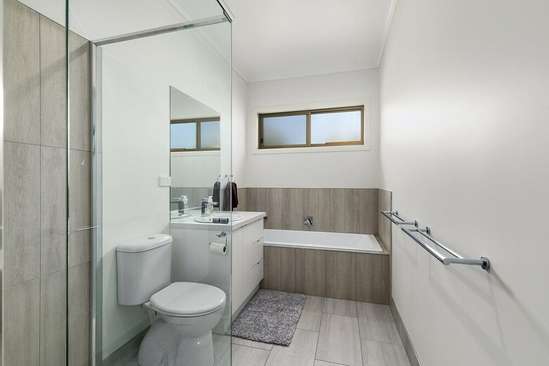 Veronica Lodge - Free Wifi