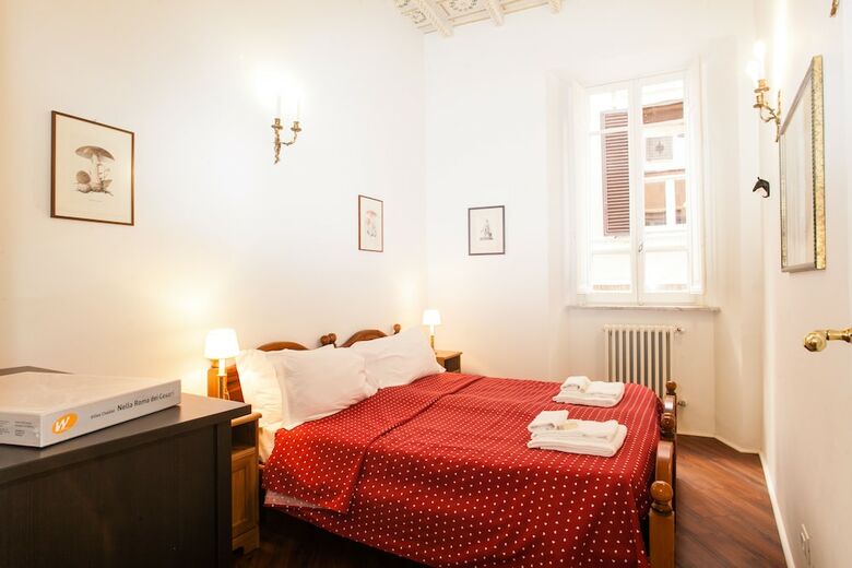 Fully Equipped Apartment In Vicolo Della Torretta