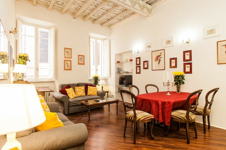 Fully Equipped Apartment In Vicolo Della Torretta