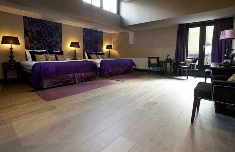 Hotel Sebastian's