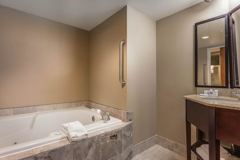 Hotel Comfort Inn Sw Omaha I-80