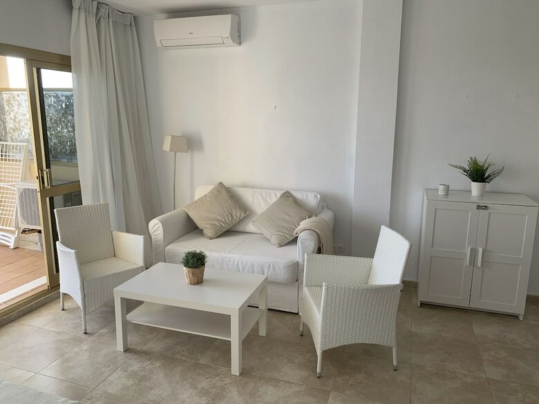 Apartamentos Estudio Primera Linea de Playa 50 Mtrs