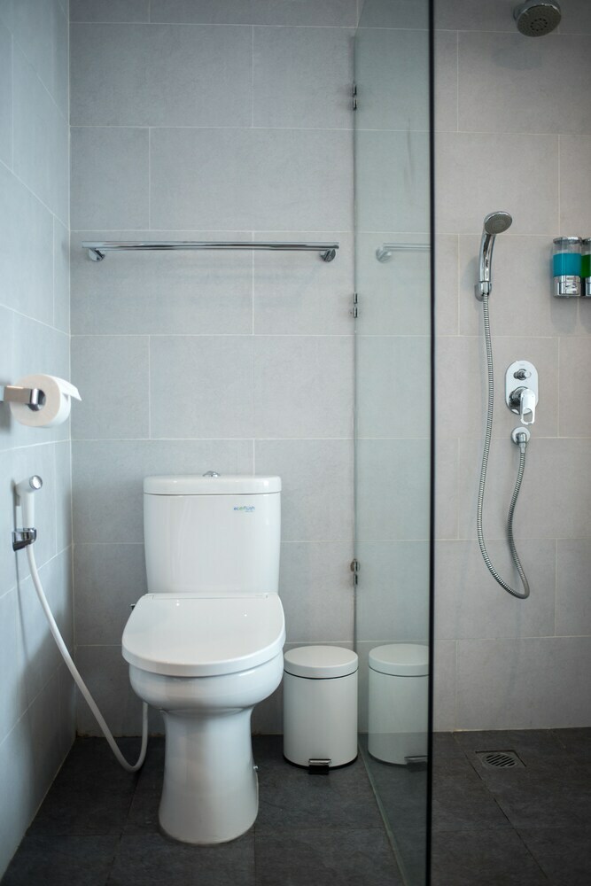 Hotel Adhiloka