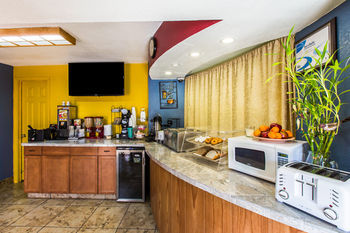 Hotel Rodeway Inn & Suites Macon