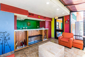Hotel Rodeway Inn & Suites Macon