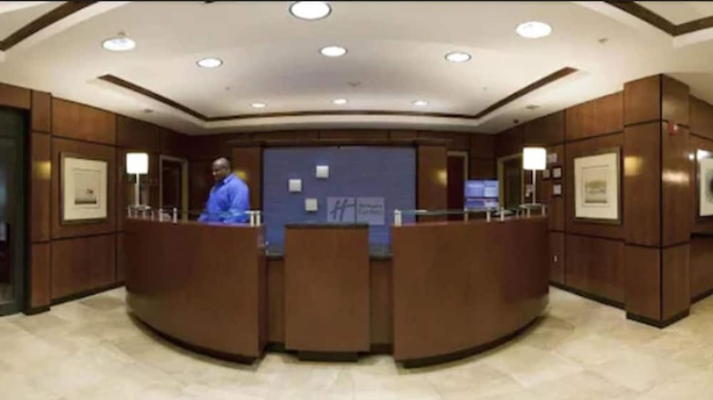 Holiday Inn Express Hotel & Suites Macon-west