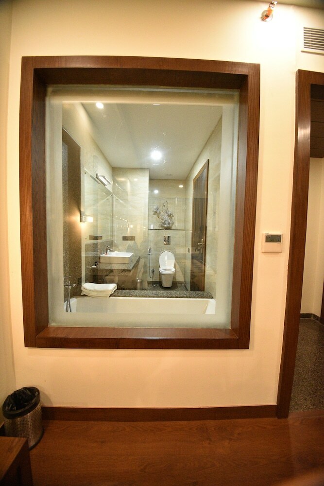 Hotel Sk Grand