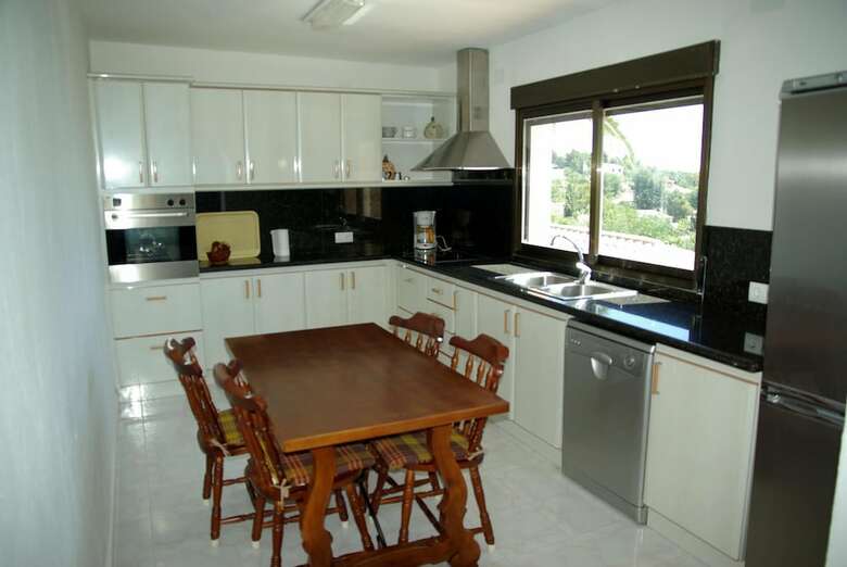 Casa June