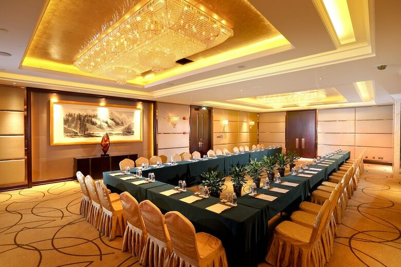 Royal International Hotel