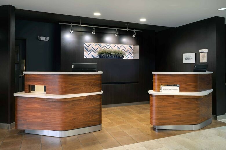 Hotel Courtyard By Marriott Austin South