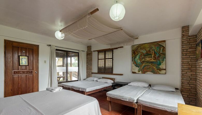 Hotel Casamara Garden Tagaytay