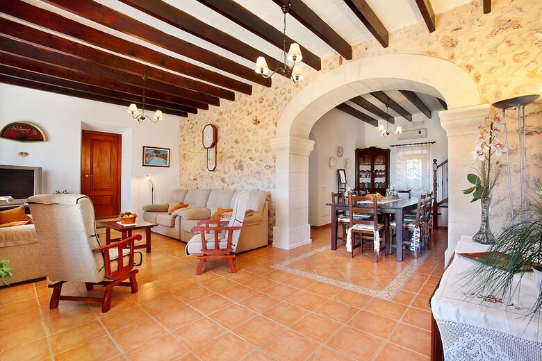 Finca Angoixes