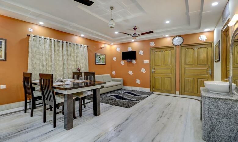 Hotel Treebo Trip Ashraya Inn