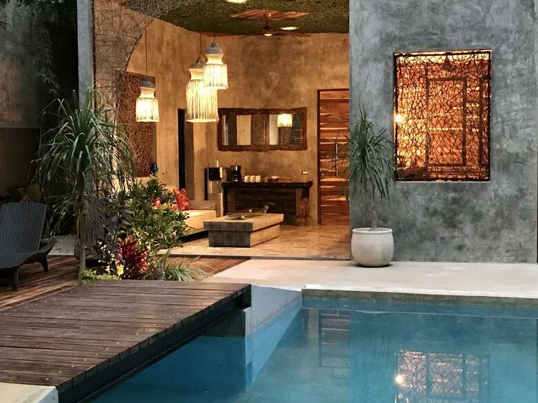 Little Gem Charme Hotel