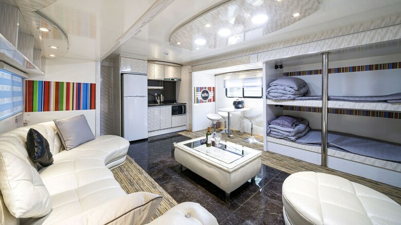 Gapyeong Saeyeon Caravan - Glamping