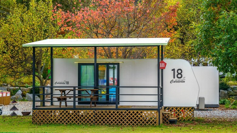 Gapyeong Saeyeon Caravan - Glamping