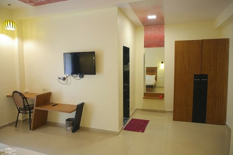 Hotel Krishna Resorts And Water Park