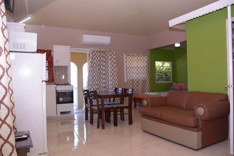 Hillview Apartments