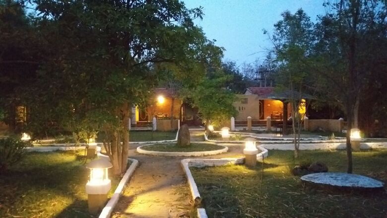 Hotel Taal Tiger Retreat