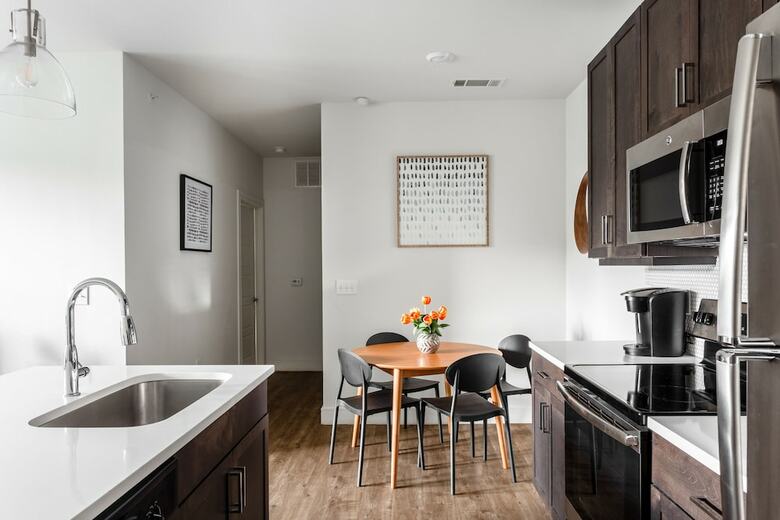 Kasa Dallas North Apartments