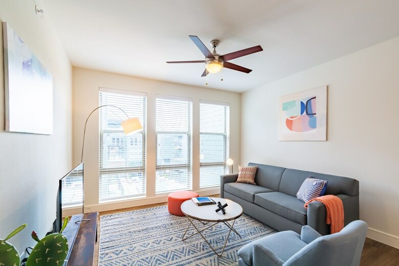 Kasa Dallas North Apartments