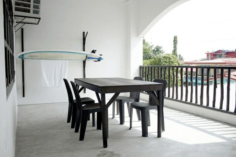 Hotel Sentro Suites Siargao