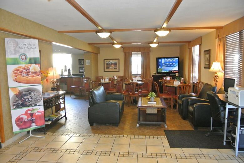 Hotel Quality Inn And Suites