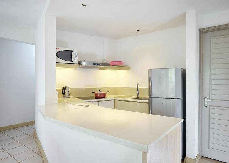 Le Beachclub Serviced Apartments And Villas
