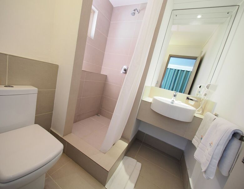 Le Beachclub Serviced Apartments And Villas
