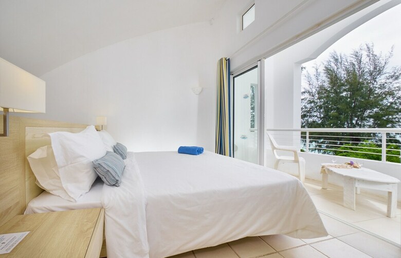 Le Beachclub Serviced Apartments And Villas