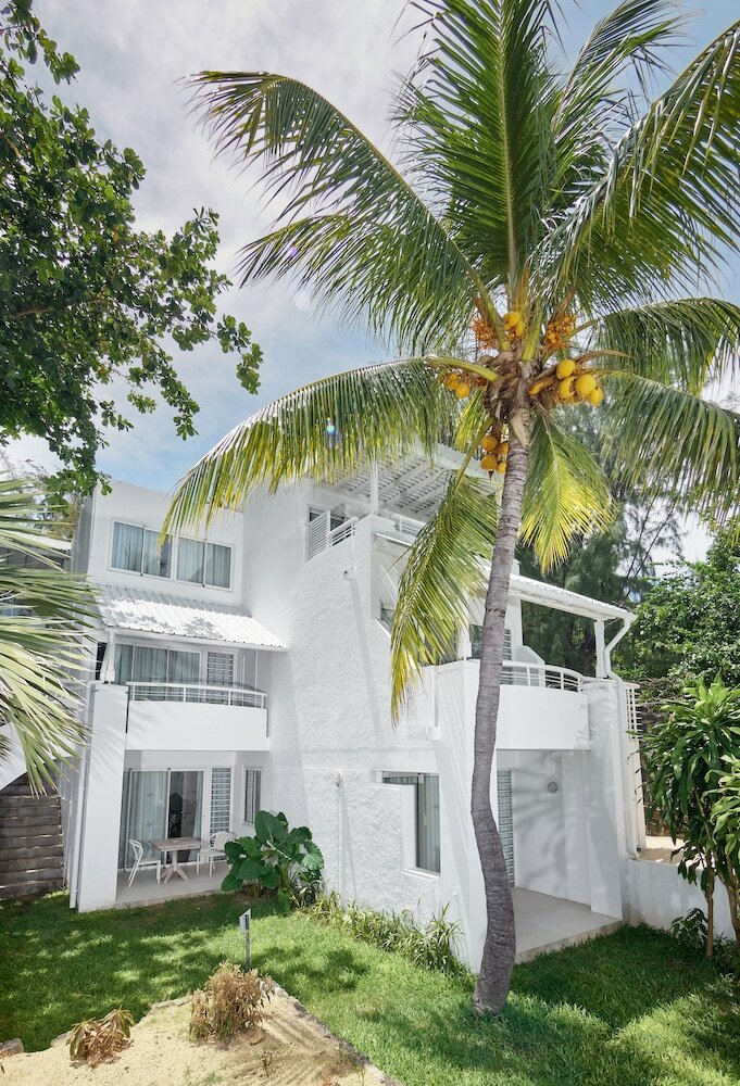 Le Beachclub Serviced Apartments And Villas