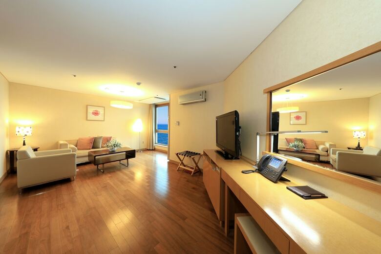 Ocean Suites Jeju Hotel
