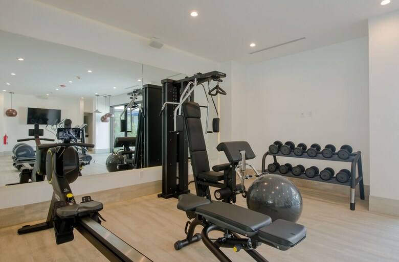 Apartamentos Steps From Beach - Luxury 2-bdr
