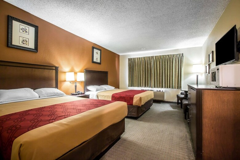 Hotel Baymont By Wyndham Ontario
