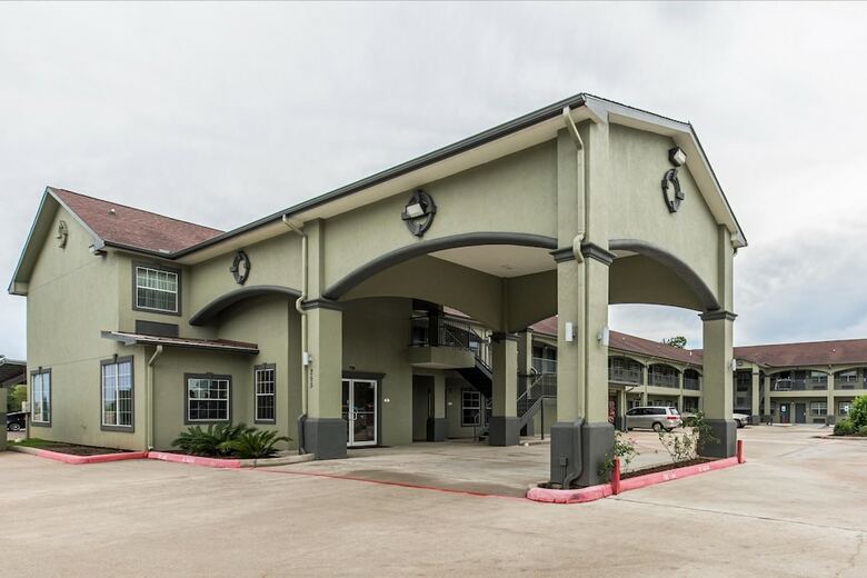 Hotel Quality Inn & Suites